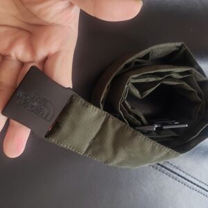 The North Face Men's Green Belt Metal Buckle